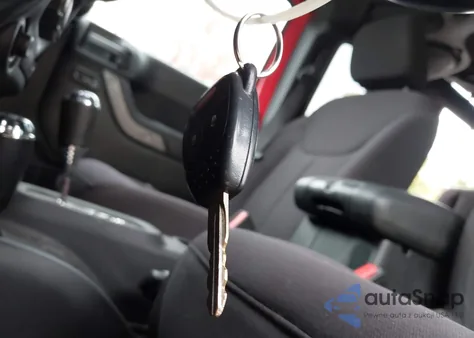 2013 Jeep Wrangler Unlimited Sport из США, поврежденный, VIN 1C4BJWDG3DL622967